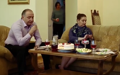 Kyanqe Sharunakvum e - Cnoxneri Kamqov