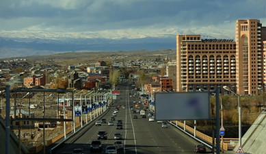 Kyanqe Sharunakvum e - Miaynak Cerutyun