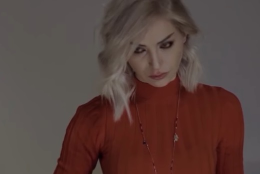 Qez Het U Aranc Qez  - Episode 4