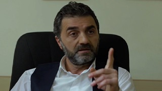 Qez Het U Aranc Qez - Episode 19