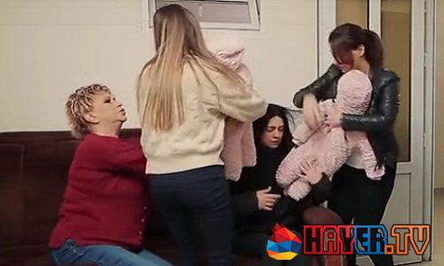 Anhasce Tsnvatsner - Episode 214