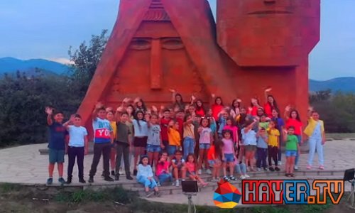 DUETRO KIDS of ARTSAKH - Artsakhi Tsnund em